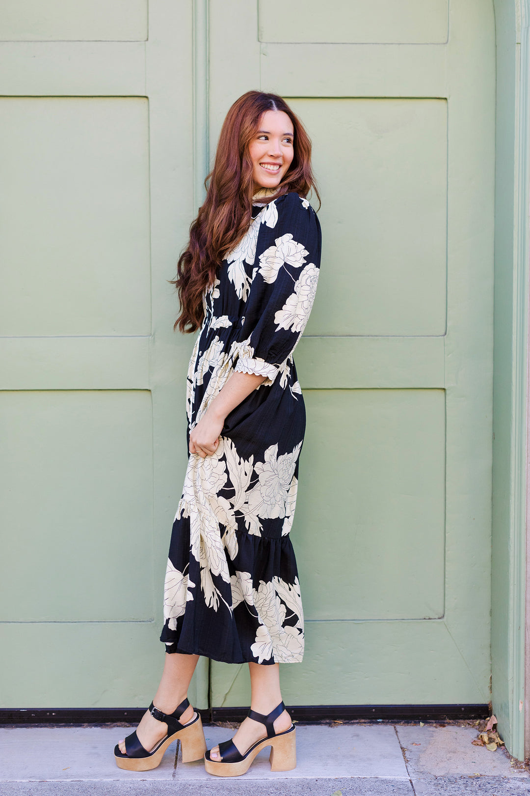 The Feeling Free Floral Print Midi Dress